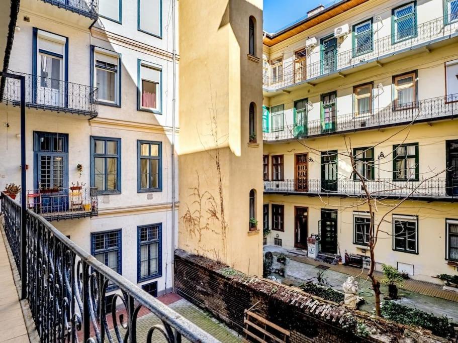 Churri Downtown - With Garage Budapeşte Dış mekan fotoğraf